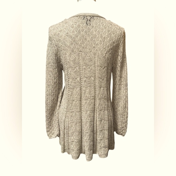 Style & Co. Textured Light Tan 3 Button Long Cardigan With Open Bottom - Picture 7 of 7